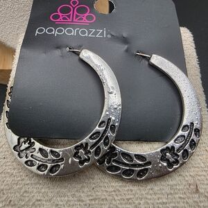 Paparazzi Silver Earrings with Black Floral Design (1730)